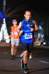 BIB: 40421
                            <button type="button" onclick="openModal(16347004)" class="btn btn-primary btn-sm float-right btn-popup" data-toggle="modal" data-target=".modal-high-quality">
                        <i class="fas fa-shopping-cart"></i> Add to Cart
                    </button>
                                            <button type="button" onclick="isThisMe(16347004, true)" class="btn btn-success btn-sm float-right btn-popup btn-isme hidden" data-toggle="tooltip" data-placement="bottom" title="นี่คือรูปของคุณใช่ไหม คลิกที่นี่เพื่อเอาเข้าอัลบั้ม">
                        <i class="fas fa-plus"></i> Add to album
                    </button>
                    <button type="button" onclick="isThisMe(16347004, false)" class="btn btn-warning btn-sm float-right btn-popup btn-isnotme hidden">
                        <i class="fas fa-ban"></i> Remove from album
                    </button>