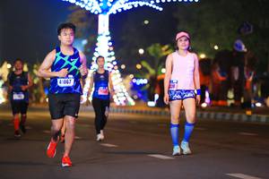 BIB: 41067, 338
                            <button type="button" onclick="openModal(16389592)" class="btn btn-primary btn-sm float-right btn-popup" data-toggle="modal" data-target=".modal-high-quality">
                        <i class="fas fa-shopping-cart"></i> Add to Cart
                    </button>
                                            <button type="button" onclick="isThisMe(16389592, true)" class="btn btn-success btn-sm float-right btn-popup btn-isme hidden" data-toggle="tooltip" data-placement="bottom" title="นี่คือรูปของคุณใช่ไหม คลิกที่นี่เพื่อเอาเข้าอัลบั้ม">
                        <i class="fas fa-plus"></i> Add to album
                    </button>
                    <button type="button" onclick="isThisMe(16389592, false)" class="btn btn-warning btn-sm float-right btn-popup btn-isnotme hidden">
                        <i class="fas fa-ban"></i> Remove from album
                    </button>