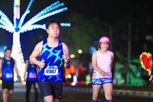 BIB: 41067
                            <button type="button" onclick="openModal(16389605)" class="btn btn-primary btn-sm float-right btn-popup" data-toggle="modal" data-target=".modal-high-quality">
                        <i class="fas fa-shopping-cart"></i> Add to Cart
                    </button>
                                            <button type="button" onclick="isThisMe(16389605, true)" class="btn btn-success btn-sm float-right btn-popup btn-isme hidden" data-toggle="tooltip" data-placement="bottom" title="นี่คือรูปของคุณใช่ไหม คลิกที่นี่เพื่อเอาเข้าอัลบั้ม">
                        <i class="fas fa-plus"></i> Add to album
                    </button>
                    <button type="button" onclick="isThisMe(16389605, false)" class="btn btn-warning btn-sm float-right btn-popup btn-isnotme hidden">
                        <i class="fas fa-ban"></i> Remove from album
                    </button>
