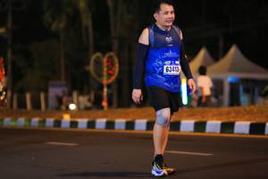 BIB: 63413
                            <button type="button" onclick="openModal(16414702)" class="btn btn-primary btn-sm float-right btn-popup" data-toggle="modal" data-target=".modal-high-quality">
                        <i class="fas fa-shopping-cart"></i> Add to Cart
                    </button>
                                            <button type="button" onclick="isThisMe(16414702, true)" class="btn btn-success btn-sm float-right btn-popup btn-isme hidden" data-toggle="tooltip" data-placement="bottom" title="นี่คือรูปของคุณใช่ไหม คลิกที่นี่เพื่อเอาเข้าอัลบั้ม">
                        <i class="fas fa-plus"></i> Add to album
                    </button>
                    <button type="button" onclick="isThisMe(16414702, false)" class="btn btn-warning btn-sm float-right btn-popup btn-isnotme hidden">
                        <i class="fas fa-ban"></i> Remove from album
                    </button>