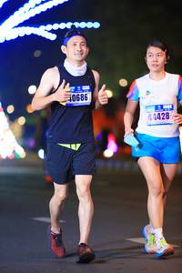 BIB: 0686, 44428
                            <button type="button" onclick="openModal(16413902)" class="btn btn-primary btn-sm float-right btn-popup" data-toggle="modal" data-target=".modal-high-quality">
                        <i class="fas fa-shopping-cart"></i> Add to Cart
                    </button>
                                            <button type="button" onclick="isThisMe(16413902, true)" class="btn btn-success btn-sm float-right btn-popup btn-isme hidden" data-toggle="tooltip" data-placement="bottom" title="นี่คือรูปของคุณใช่ไหม คลิกที่นี่เพื่อเอาเข้าอัลบั้ม">
                        <i class="fas fa-plus"></i> Add to album
                    </button>
                    <button type="button" onclick="isThisMe(16413902, false)" class="btn btn-warning btn-sm float-right btn-popup btn-isnotme hidden">
                        <i class="fas fa-ban"></i> Remove from album
                    </button>