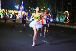 BIB: 42148, 44325
                            <button type="button" onclick="openModal(16378817)" class="btn btn-primary btn-sm float-right btn-popup" data-toggle="modal" data-target=".modal-high-quality">
                        <i class="fas fa-shopping-cart"></i> Add to Cart
                    </button>
                                            <button type="button" onclick="isThisMe(16378817, true)" class="btn btn-success btn-sm float-right btn-popup btn-isme hidden" data-toggle="tooltip" data-placement="bottom" title="นี่คือรูปของคุณใช่ไหม คลิกที่นี่เพื่อเอาเข้าอัลบั้ม">
                        <i class="fas fa-plus"></i> Add to album
                    </button>
                    <button type="button" onclick="isThisMe(16378817, false)" class="btn btn-warning btn-sm float-right btn-popup btn-isnotme hidden">
                        <i class="fas fa-ban"></i> Remove from album
                    </button>