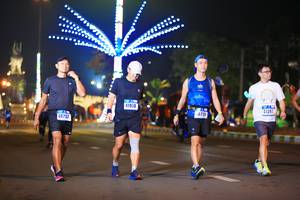 BIB: 41930, 41397, 0759, 40752
                            <button type="button" onclick="openModal(16392853)" class="btn btn-primary btn-sm float-right btn-popup" data-toggle="modal" data-target=".modal-high-quality">
                        <i class="fas fa-shopping-cart"></i> Add to Cart
                    </button>
                                            <button type="button" onclick="isThisMe(16392853, true)" class="btn btn-success btn-sm float-right btn-popup btn-isme hidden" data-toggle="tooltip" data-placement="bottom" title="นี่คือรูปของคุณใช่ไหม คลิกที่นี่เพื่อเอาเข้าอัลบั้ม">
                        <i class="fas fa-plus"></i> Add to album
                    </button>
                    <button type="button" onclick="isThisMe(16392853, false)" class="btn btn-warning btn-sm float-right btn-popup btn-isnotme hidden">
                        <i class="fas fa-ban"></i> Remove from album
                    </button>