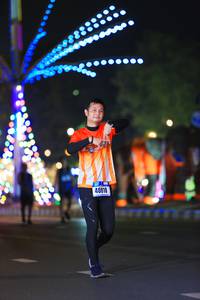 BIB: 40818
                            <button type="button" onclick="openModal(16398742)" class="btn btn-primary btn-sm float-right btn-popup" data-toggle="modal" data-target=".modal-high-quality">
                        <i class="fas fa-shopping-cart"></i> Add to Cart
                    </button>
                                            <button type="button" onclick="isThisMe(16398742, true)" class="btn btn-success btn-sm float-right btn-popup btn-isme hidden" data-toggle="tooltip" data-placement="bottom" title="นี่คือรูปของคุณใช่ไหม คลิกที่นี่เพื่อเอาเข้าอัลบั้ม">
                        <i class="fas fa-plus"></i> Add to album
                    </button>
                    <button type="button" onclick="isThisMe(16398742, false)" class="btn btn-warning btn-sm float-right btn-popup btn-isnotme hidden">
                        <i class="fas fa-ban"></i> Remove from album
                    </button>