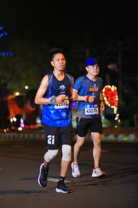 BIB: 365, 550, 43275
                            <button type="button" onclick="openModal(16359382)" class="btn btn-primary btn-sm float-right btn-popup" data-toggle="modal" data-target=".modal-high-quality">
                        <i class="fas fa-shopping-cart"></i> Add to Cart
                    </button>
                                            <button type="button" onclick="isThisMe(16359382, true)" class="btn btn-success btn-sm float-right btn-popup btn-isme hidden" data-toggle="tooltip" data-placement="bottom" title="นี่คือรูปของคุณใช่ไหม คลิกที่นี่เพื่อเอาเข้าอัลบั้ม">
                        <i class="fas fa-plus"></i> Add to album
                    </button>
                    <button type="button" onclick="isThisMe(16359382, false)" class="btn btn-warning btn-sm float-right btn-popup btn-isnotme hidden">
                        <i class="fas fa-ban"></i> Remove from album
                    </button>