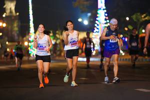 BIB: 44089, 41312, 44102
                            <button type="button" onclick="openModal(16364995)" class="btn btn-primary btn-sm float-right btn-popup" data-toggle="modal" data-target=".modal-high-quality">
                        <i class="fas fa-shopping-cart"></i> Add to Cart
                    </button>
                                            <button type="button" onclick="isThisMe(16364995, true)" class="btn btn-success btn-sm float-right btn-popup btn-isme hidden" data-toggle="tooltip" data-placement="bottom" title="นี่คือรูปของคุณใช่ไหม คลิกที่นี่เพื่อเอาเข้าอัลบั้ม">
                        <i class="fas fa-plus"></i> Add to album
                    </button>
                    <button type="button" onclick="isThisMe(16364995, false)" class="btn btn-warning btn-sm float-right btn-popup btn-isnotme hidden">
                        <i class="fas fa-ban"></i> Remove from album
                    </button>
