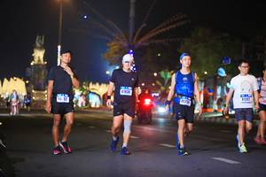 BIB: 41930, 41397, 0759, 052
                            <button type="button" onclick="openModal(16392829)" class="btn btn-primary btn-sm float-right btn-popup" data-toggle="modal" data-target=".modal-high-quality">
                        <i class="fas fa-shopping-cart"></i> Add to Cart
                    </button>
                                            <button type="button" onclick="isThisMe(16392829, true)" class="btn btn-success btn-sm float-right btn-popup btn-isme hidden" data-toggle="tooltip" data-placement="bottom" title="นี่คือรูปของคุณใช่ไหม คลิกที่นี่เพื่อเอาเข้าอัลบั้ม">
                        <i class="fas fa-plus"></i> Add to album
                    </button>
                    <button type="button" onclick="isThisMe(16392829, false)" class="btn btn-warning btn-sm float-right btn-popup btn-isnotme hidden">
                        <i class="fas fa-ban"></i> Remove from album
                    </button>