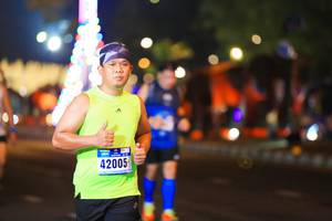 BIB: 42005
                            <button type="button" onclick="openModal(16382275)" class="btn btn-primary btn-sm float-right btn-popup" data-toggle="modal" data-target=".modal-high-quality">
                        <i class="fas fa-shopping-cart"></i> Add to Cart
                    </button>
                                            <button type="button" onclick="isThisMe(16382275, true)" class="btn btn-success btn-sm float-right btn-popup btn-isme hidden" data-toggle="tooltip" data-placement="bottom" title="นี่คือรูปของคุณใช่ไหม คลิกที่นี่เพื่อเอาเข้าอัลบั้ม">
                        <i class="fas fa-plus"></i> Add to album
                    </button>
                    <button type="button" onclick="isThisMe(16382275, false)" class="btn btn-warning btn-sm float-right btn-popup btn-isnotme hidden">
                        <i class="fas fa-ban"></i> Remove from album
                    </button>