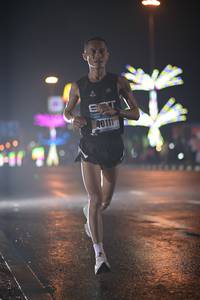 BIB: 40111
                            <button type="button" onclick="openModal(17534697)" class="btn btn-primary btn-sm float-right btn-popup" data-toggle="modal" data-target=".modal-high-quality">
                        <i class="fas fa-shopping-cart"></i> Add to Cart
                    </button>
                                            <button type="button" onclick="isThisMe(17534697, true)" class="btn btn-success btn-sm float-right btn-popup btn-isme hidden" data-toggle="tooltip" data-placement="bottom" title="นี่คือรูปของคุณใช่ไหม คลิกที่นี่เพื่อเอาเข้าอัลบั้ม">
                        <i class="fas fa-plus"></i> Add to album
                    </button>
                    <button type="button" onclick="isThisMe(17534697, false)" class="btn btn-warning btn-sm float-right btn-popup btn-isnotme hidden">
                        <i class="fas fa-ban"></i> Remove from album
                    </button>