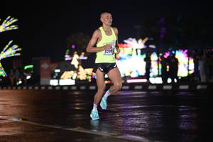 BIB: 6240
                            <button type="button" onclick="openModal(17523344)" class="btn btn-primary btn-sm float-right btn-popup" data-toggle="modal" data-target=".modal-high-quality">
                        <i class="fas fa-shopping-cart"></i> Add to Cart
                    </button>
                                            <button type="button" onclick="isThisMe(17523344, true)" class="btn btn-success btn-sm float-right btn-popup btn-isme hidden" data-toggle="tooltip" data-placement="bottom" title="นี่คือรูปของคุณใช่ไหม คลิกที่นี่เพื่อเอาเข้าอัลบั้ม">
                        <i class="fas fa-plus"></i> Add to album
                    </button>
                    <button type="button" onclick="isThisMe(17523344, false)" class="btn btn-warning btn-sm float-right btn-popup btn-isnotme hidden">
                        <i class="fas fa-ban"></i> Remove from album
                    </button>