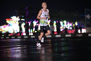 BIB: 02402
                            <button type="button" onclick="openModal(17495016)" class="btn btn-primary btn-sm float-right btn-popup" data-toggle="modal" data-target=".modal-high-quality">
                        <i class="fas fa-shopping-cart"></i> Add to Cart
                    </button>
                                            <button type="button" onclick="isThisMe(17495016, true)" class="btn btn-success btn-sm float-right btn-popup btn-isme hidden" data-toggle="tooltip" data-placement="bottom" title="นี่คือรูปของคุณใช่ไหม คลิกที่นี่เพื่อเอาเข้าอัลบั้ม">
                        <i class="fas fa-plus"></i> Add to album
                    </button>
                    <button type="button" onclick="isThisMe(17495016, false)" class="btn btn-warning btn-sm float-right btn-popup btn-isnotme hidden">
                        <i class="fas fa-ban"></i> Remove from album
                    </button>