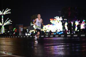 BIB: 62402
                            <button type="button" onclick="openModal(17493918)" class="btn btn-primary btn-sm float-right btn-popup" data-toggle="modal" data-target=".modal-high-quality">
                        <i class="fas fa-shopping-cart"></i> Add to Cart
                    </button>
                                            <button type="button" onclick="isThisMe(17493918, true)" class="btn btn-success btn-sm float-right btn-popup btn-isme hidden" data-toggle="tooltip" data-placement="bottom" title="นี่คือรูปของคุณใช่ไหม คลิกที่นี่เพื่อเอาเข้าอัลบั้ม">
                        <i class="fas fa-plus"></i> Add to album
                    </button>
                    <button type="button" onclick="isThisMe(17493918, false)" class="btn btn-warning btn-sm float-right btn-popup btn-isnotme hidden">
                        <i class="fas fa-ban"></i> Remove from album
                    </button>