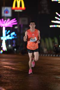 BIB: 21225
                            <button type="button" onclick="openModal(17544634)" class="btn btn-primary btn-sm float-right btn-popup" data-toggle="modal" data-target=".modal-high-quality">
                        <i class="fas fa-shopping-cart"></i> Add to Cart
                    </button>
                                            <button type="button" onclick="isThisMe(17544634, true)" class="btn btn-success btn-sm float-right btn-popup btn-isme hidden" data-toggle="tooltip" data-placement="bottom" title="นี่คือรูปของคุณใช่ไหม คลิกที่นี่เพื่อเอาเข้าอัลบั้ม">
                        <i class="fas fa-plus"></i> Add to album
                    </button>
                    <button type="button" onclick="isThisMe(17544634, false)" class="btn btn-warning btn-sm float-right btn-popup btn-isnotme hidden">
                        <i class="fas fa-ban"></i> Remove from album
                    </button>