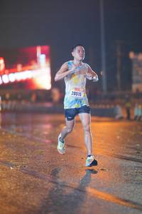 BIB: 20515
                            <button type="button" onclick="openModal(16145848)" class="btn btn-primary btn-sm float-right btn-popup" data-toggle="modal" data-target=".modal-high-quality">
                        <i class="fas fa-shopping-cart"></i> Add to Cart
                    </button>
                                            <button type="button" onclick="isThisMe(16145848, true)" class="btn btn-success btn-sm float-right btn-popup btn-isme hidden" data-toggle="tooltip" data-placement="bottom" title="นี่คือรูปของคุณใช่ไหม คลิกที่นี่เพื่อเอาเข้าอัลบั้ม">
                        <i class="fas fa-plus"></i> Add to album
                    </button>
                    <button type="button" onclick="isThisMe(16145848, false)" class="btn btn-warning btn-sm float-right btn-popup btn-isnotme hidden">
                        <i class="fas fa-ban"></i> Remove from album
                    </button>