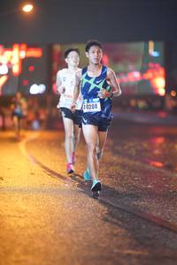 BIB: 10208
                            <button type="button" onclick="openModal(16142992)" class="btn btn-primary btn-sm float-right btn-popup" data-toggle="modal" data-target=".modal-high-quality">
                        <i class="fas fa-shopping-cart"></i> Add to Cart
                    </button>
                                            <button type="button" onclick="isThisMe(16142992, true)" class="btn btn-success btn-sm float-right btn-popup btn-isme hidden" data-toggle="tooltip" data-placement="bottom" title="นี่คือรูปของคุณใช่ไหม คลิกที่นี่เพื่อเอาเข้าอัลบั้ม">
                        <i class="fas fa-plus"></i> Add to album
                    </button>
                    <button type="button" onclick="isThisMe(16142992, false)" class="btn btn-warning btn-sm float-right btn-popup btn-isnotme hidden">
                        <i class="fas fa-ban"></i> Remove from album
                    </button>