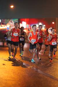 BIB: 222, 21298, 20557
                            <button type="button" onclick="openModal(16133682)" class="btn btn-primary btn-sm float-right btn-popup" data-toggle="modal" data-target=".modal-high-quality">
                        <i class="fas fa-shopping-cart"></i> Add to Cart
                    </button>
                                            <button type="button" onclick="isThisMe(16133682, true)" class="btn btn-success btn-sm float-right btn-popup btn-isme hidden" data-toggle="tooltip" data-placement="bottom" title="นี่คือรูปของคุณใช่ไหม คลิกที่นี่เพื่อเอาเข้าอัลบั้ม">
                        <i class="fas fa-plus"></i> Add to album
                    </button>
                    <button type="button" onclick="isThisMe(16133682, false)" class="btn btn-warning btn-sm float-right btn-popup btn-isnotme hidden">
                        <i class="fas fa-ban"></i> Remove from album
                    </button>