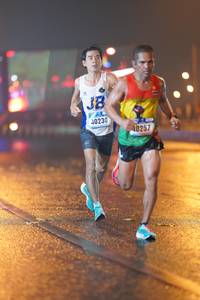 BIB: 40230, 40257
                            <button type="button" onclick="openModal(16114601)" class="btn btn-primary btn-sm float-right btn-popup" data-toggle="modal" data-target=".modal-high-quality">
                        <i class="fas fa-shopping-cart"></i> Add to Cart
                    </button>
                                            <button type="button" onclick="isThisMe(16114601, true)" class="btn btn-success btn-sm float-right btn-popup btn-isme hidden" data-toggle="tooltip" data-placement="bottom" title="นี่คือรูปของคุณใช่ไหม คลิกที่นี่เพื่อเอาเข้าอัลบั้ม">
                        <i class="fas fa-plus"></i> Add to album
                    </button>
                    <button type="button" onclick="isThisMe(16114601, false)" class="btn btn-warning btn-sm float-right btn-popup btn-isnotme hidden">
                        <i class="fas fa-ban"></i> Remove from album
                    </button>