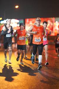 BIB: 40367, 20475, 21678, 7203, 
                            <button type="button" onclick="openModal(16284464)" class="btn btn-primary btn-sm float-right btn-popup" data-toggle="modal" data-target=".modal-high-quality">
                        <i class="fas fa-shopping-cart"></i> Add to Cart
                    </button>
                                            <button type="button" onclick="isThisMe(16284464, true)" class="btn btn-success btn-sm float-right btn-popup btn-isme hidden" data-toggle="tooltip" data-placement="bottom" title="นี่คือรูปของคุณใช่ไหม คลิกที่นี่เพื่อเอาเข้าอัลบั้ม">
                        <i class="fas fa-plus"></i> Add to album
                    </button>
                    <button type="button" onclick="isThisMe(16284464, false)" class="btn btn-warning btn-sm float-right btn-popup btn-isnotme hidden">
                        <i class="fas fa-ban"></i> Remove from album
                    </button>