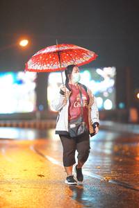 BIB: 
                            <button type="button" onclick="openModal(16107895)" class="btn btn-primary btn-sm float-right btn-popup" data-toggle="modal" data-target=".modal-high-quality">
                        <i class="fas fa-shopping-cart"></i> Add to Cart
                    </button>
                                            <button type="button" onclick="isThisMe(16107895, true)" class="btn btn-success btn-sm float-right btn-popup btn-isme hidden" data-toggle="tooltip" data-placement="bottom" title="นี่คือรูปของคุณใช่ไหม คลิกที่นี่เพื่อเอาเข้าอัลบั้ม">
                        <i class="fas fa-plus"></i> Add to album
                    </button>
                    <button type="button" onclick="isThisMe(16107895, false)" class="btn btn-warning btn-sm float-right btn-popup btn-isnotme hidden">
                        <i class="fas fa-ban"></i> Remove from album
                    </button>