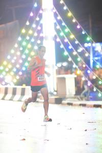 BIB: 4055
                            <button type="button" onclick="openModal(16108824)" class="btn btn-primary btn-sm float-right btn-popup" data-toggle="modal" data-target=".modal-high-quality">
                        <i class="fas fa-shopping-cart"></i> Add to Cart
                    </button>
                                            <button type="button" onclick="isThisMe(16108824, true)" class="btn btn-success btn-sm float-right btn-popup btn-isme hidden" data-toggle="tooltip" data-placement="bottom" title="นี่คือรูปของคุณใช่ไหม คลิกที่นี่เพื่อเอาเข้าอัลบั้ม">
                        <i class="fas fa-plus"></i> Add to album
                    </button>
                    <button type="button" onclick="isThisMe(16108824, false)" class="btn btn-warning btn-sm float-right btn-popup btn-isnotme hidden">
                        <i class="fas fa-ban"></i> Remove from album
                    </button>