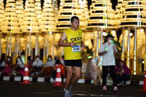 BIB: 43100
                            <button type="button" onclick="openModal(17580125)" class="btn btn-primary btn-sm float-right btn-popup" data-toggle="modal" data-target=".modal-high-quality">
                        <i class="fas fa-shopping-cart"></i> Add to Cart
                    </button>
                                            <button type="button" onclick="isThisMe(17580125, true)" class="btn btn-success btn-sm float-right btn-popup btn-isme hidden" data-toggle="tooltip" data-placement="bottom" title="นี่คือรูปของคุณใช่ไหม คลิกที่นี่เพื่อเอาเข้าอัลบั้ม">
                        <i class="fas fa-plus"></i> Add to album
                    </button>
                    <button type="button" onclick="isThisMe(17580125, false)" class="btn btn-warning btn-sm float-right btn-popup btn-isnotme hidden">
                        <i class="fas fa-ban"></i> Remove from album
                    </button>