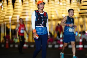 BIB: 40371
                            <button type="button" onclick="openModal(17575116)" class="btn btn-primary btn-sm float-right btn-popup" data-toggle="modal" data-target=".modal-high-quality">
                        <i class="fas fa-shopping-cart"></i> Add to Cart
                    </button>
                                            <button type="button" onclick="isThisMe(17575116, true)" class="btn btn-success btn-sm float-right btn-popup btn-isme hidden" data-toggle="tooltip" data-placement="bottom" title="นี่คือรูปของคุณใช่ไหม คลิกที่นี่เพื่อเอาเข้าอัลบั้ม">
                        <i class="fas fa-plus"></i> Add to album
                    </button>
                    <button type="button" onclick="isThisMe(17575116, false)" class="btn btn-warning btn-sm float-right btn-popup btn-isnotme hidden">
                        <i class="fas fa-ban"></i> Remove from album
                    </button>