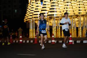 BIB: 418, 42714
                            <button type="button" onclick="openModal(17649136)" class="btn btn-primary btn-sm float-right btn-popup" data-toggle="modal" data-target=".modal-high-quality">
                        <i class="fas fa-shopping-cart"></i> Add to Cart
                    </button>
                                            <button type="button" onclick="isThisMe(17649136, true)" class="btn btn-success btn-sm float-right btn-popup btn-isme hidden" data-toggle="tooltip" data-placement="bottom" title="นี่คือรูปของคุณใช่ไหม คลิกที่นี่เพื่อเอาเข้าอัลบั้ม">
                        <i class="fas fa-plus"></i> Add to album
                    </button>
                    <button type="button" onclick="isThisMe(17649136, false)" class="btn btn-warning btn-sm float-right btn-popup btn-isnotme hidden">
                        <i class="fas fa-ban"></i> Remove from album
                    </button>