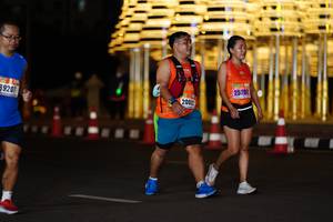 BIB: 25201, 39207, 20012
                            <button type="button" onclick="openModal(17640509)" class="btn btn-primary btn-sm float-right btn-popup" data-toggle="modal" data-target=".modal-high-quality">
                        <i class="fas fa-shopping-cart"></i> Add to Cart
                    </button>
                                            <button type="button" onclick="isThisMe(17640509, true)" class="btn btn-success btn-sm float-right btn-popup btn-isme hidden" data-toggle="tooltip" data-placement="bottom" title="นี่คือรูปของคุณใช่ไหม คลิกที่นี่เพื่อเอาเข้าอัลบั้ม">
                        <i class="fas fa-plus"></i> Add to album
                    </button>
                    <button type="button" onclick="isThisMe(17640509, false)" class="btn btn-warning btn-sm float-right btn-popup btn-isnotme hidden">
                        <i class="fas fa-ban"></i> Remove from album
                    </button>
