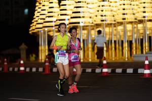 BIB: 44039, 44061
                            <button type="button" onclick="openModal(17594785)" class="btn btn-primary btn-sm float-right btn-popup" data-toggle="modal" data-target=".modal-high-quality">
                        <i class="fas fa-shopping-cart"></i> Add to Cart
                    </button>
                                            <button type="button" onclick="isThisMe(17594785, true)" class="btn btn-success btn-sm float-right btn-popup btn-isme hidden" data-toggle="tooltip" data-placement="bottom" title="นี่คือรูปของคุณใช่ไหม คลิกที่นี่เพื่อเอาเข้าอัลบั้ม">
                        <i class="fas fa-plus"></i> Add to album
                    </button>
                    <button type="button" onclick="isThisMe(17594785, false)" class="btn btn-warning btn-sm float-right btn-popup btn-isnotme hidden">
                        <i class="fas fa-ban"></i> Remove from album
                    </button>