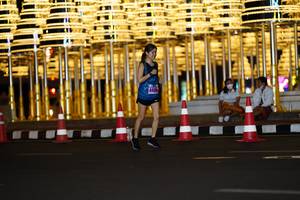 BIB: 4438
                            <button type="button" onclick="openModal(17569658)" class="btn btn-primary btn-sm float-right btn-popup" data-toggle="modal" data-target=".modal-high-quality">
                        <i class="fas fa-shopping-cart"></i> Add to Cart
                    </button>
                                            <button type="button" onclick="isThisMe(17569658, true)" class="btn btn-success btn-sm float-right btn-popup btn-isme hidden" data-toggle="tooltip" data-placement="bottom" title="นี่คือรูปของคุณใช่ไหม คลิกที่นี่เพื่อเอาเข้าอัลบั้ม">
                        <i class="fas fa-plus"></i> Add to album
                    </button>
                    <button type="button" onclick="isThisMe(17569658, false)" class="btn btn-warning btn-sm float-right btn-popup btn-isnotme hidden">
                        <i class="fas fa-ban"></i> Remove from album
                    </button>