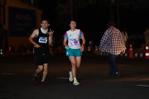 BIB: 40686, 428
                            <button type="button" onclick="openModal(17589980)" class="btn btn-primary btn-sm float-right btn-popup" data-toggle="modal" data-target=".modal-high-quality">
                        <i class="fas fa-shopping-cart"></i> Add to Cart
                    </button>
                                            <button type="button" onclick="isThisMe(17589980, true)" class="btn btn-success btn-sm float-right btn-popup btn-isme hidden" data-toggle="tooltip" data-placement="bottom" title="นี่คือรูปของคุณใช่ไหม คลิกที่นี่เพื่อเอาเข้าอัลบั้ม">
                        <i class="fas fa-plus"></i> Add to album
                    </button>
                    <button type="button" onclick="isThisMe(17589980, false)" class="btn btn-warning btn-sm float-right btn-popup btn-isnotme hidden">
                        <i class="fas fa-ban"></i> Remove from album
                    </button>