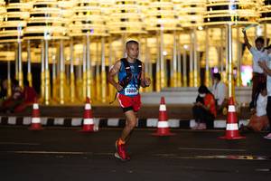 BIB: 4000
                            <button type="button" onclick="openModal(17588815)" class="btn btn-primary btn-sm float-right btn-popup" data-toggle="modal" data-target=".modal-high-quality">
                        <i class="fas fa-shopping-cart"></i> Add to Cart
                    </button>
                                            <button type="button" onclick="isThisMe(17588815, true)" class="btn btn-success btn-sm float-right btn-popup btn-isme hidden" data-toggle="tooltip" data-placement="bottom" title="นี่คือรูปของคุณใช่ไหม คลิกที่นี่เพื่อเอาเข้าอัลบั้ม">
                        <i class="fas fa-plus"></i> Add to album
                    </button>
                    <button type="button" onclick="isThisMe(17588815, false)" class="btn btn-warning btn-sm float-right btn-popup btn-isnotme hidden">
                        <i class="fas fa-ban"></i> Remove from album
                    </button>