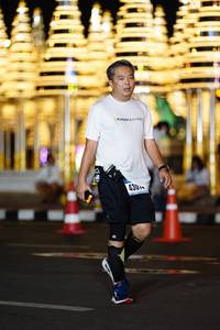 BIB: 430
                            <button type="button" onclick="openModal(17592446)" class="btn btn-primary btn-sm float-right btn-popup" data-toggle="modal" data-target=".modal-high-quality">
                        <i class="fas fa-shopping-cart"></i> Add to Cart
                    </button>
                                            <button type="button" onclick="isThisMe(17592446, true)" class="btn btn-success btn-sm float-right btn-popup btn-isme hidden" data-toggle="tooltip" data-placement="bottom" title="นี่คือรูปของคุณใช่ไหม คลิกที่นี่เพื่อเอาเข้าอัลบั้ม">
                        <i class="fas fa-plus"></i> Add to album
                    </button>
                    <button type="button" onclick="isThisMe(17592446, false)" class="btn btn-warning btn-sm float-right btn-popup btn-isnotme hidden">
                        <i class="fas fa-ban"></i> Remove from album
                    </button>