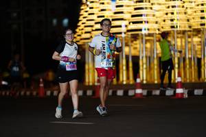 BIB: 770, 44201
                            <button type="button" onclick="openModal(17560951)" class="btn btn-primary btn-sm float-right btn-popup" data-toggle="modal" data-target=".modal-high-quality">
                        <i class="fas fa-shopping-cart"></i> Add to Cart
                    </button>
                                            <button type="button" onclick="isThisMe(17560951, true)" class="btn btn-success btn-sm float-right btn-popup btn-isme hidden" data-toggle="tooltip" data-placement="bottom" title="นี่คือรูปของคุณใช่ไหม คลิกที่นี่เพื่อเอาเข้าอัลบั้ม">
                        <i class="fas fa-plus"></i> Add to album
                    </button>
                    <button type="button" onclick="isThisMe(17560951, false)" class="btn btn-warning btn-sm float-right btn-popup btn-isnotme hidden">
                        <i class="fas fa-ban"></i> Remove from album
                    </button>