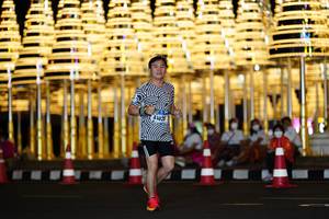 BIB: 41025
                            <button type="button" onclick="openModal(17579900)" class="btn btn-primary btn-sm float-right btn-popup" data-toggle="modal" data-target=".modal-high-quality">
                        <i class="fas fa-shopping-cart"></i> Add to Cart
                    </button>
                                            <button type="button" onclick="isThisMe(17579900, true)" class="btn btn-success btn-sm float-right btn-popup btn-isme hidden" data-toggle="tooltip" data-placement="bottom" title="นี่คือรูปของคุณใช่ไหม คลิกที่นี่เพื่อเอาเข้าอัลบั้ม">
                        <i class="fas fa-plus"></i> Add to album
                    </button>
                    <button type="button" onclick="isThisMe(17579900, false)" class="btn btn-warning btn-sm float-right btn-popup btn-isnotme hidden">
                        <i class="fas fa-ban"></i> Remove from album
                    </button>