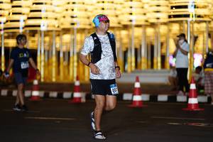 BIB: 407
                            <button type="button" onclick="openModal(17593089)" class="btn btn-primary btn-sm float-right btn-popup" data-toggle="modal" data-target=".modal-high-quality">
                        <i class="fas fa-shopping-cart"></i> Add to Cart
                    </button>
                                            <button type="button" onclick="isThisMe(17593089, true)" class="btn btn-success btn-sm float-right btn-popup btn-isme hidden" data-toggle="tooltip" data-placement="bottom" title="นี่คือรูปของคุณใช่ไหม คลิกที่นี่เพื่อเอาเข้าอัลบั้ม">
                        <i class="fas fa-plus"></i> Add to album
                    </button>
                    <button type="button" onclick="isThisMe(17593089, false)" class="btn btn-warning btn-sm float-right btn-popup btn-isnotme hidden">
                        <i class="fas fa-ban"></i> Remove from album
                    </button>