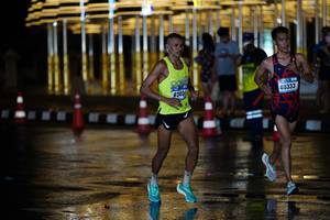 BIB: 6240, 40333
                            <button type="button" onclick="openModal(17434774)" class="btn btn-primary btn-sm float-right btn-popup" data-toggle="modal" data-target=".modal-high-quality">
                        <i class="fas fa-shopping-cart"></i> Add to Cart
                    </button>
                                            <button type="button" onclick="isThisMe(17434774, true)" class="btn btn-success btn-sm float-right btn-popup btn-isme hidden" data-toggle="tooltip" data-placement="bottom" title="นี่คือรูปของคุณใช่ไหม คลิกที่นี่เพื่อเอาเข้าอัลบั้ม">
                        <i class="fas fa-plus"></i> Add to album
                    </button>
                    <button type="button" onclick="isThisMe(17434774, false)" class="btn btn-warning btn-sm float-right btn-popup btn-isnotme hidden">
                        <i class="fas fa-ban"></i> Remove from album
                    </button>