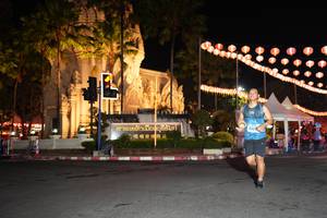 BIB: 410
                            <button type="button" onclick="openModal(17478984)" class="btn btn-primary btn-sm float-right btn-popup" data-toggle="modal" data-target=".modal-high-quality">
                        <i class="fas fa-shopping-cart"></i> Add to Cart
                    </button>
                                            <button type="button" onclick="isThisMe(17478984, true)" class="btn btn-success btn-sm float-right btn-popup btn-isme hidden" data-toggle="tooltip" data-placement="bottom" title="นี่คือรูปของคุณใช่ไหม คลิกที่นี่เพื่อเอาเข้าอัลบั้ม">
                        <i class="fas fa-plus"></i> Add to album
                    </button>
                    <button type="button" onclick="isThisMe(17478984, false)" class="btn btn-warning btn-sm float-right btn-popup btn-isnotme hidden">
                        <i class="fas fa-ban"></i> Remove from album
                    </button>