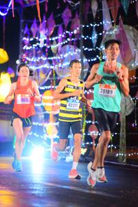 BIB: 20189, 1905, 42371
                            <button type="button" onclick="openModal(16523550)" class="btn btn-primary btn-sm float-right btn-popup" data-toggle="modal" data-target=".modal-high-quality">
                        <i class="fas fa-shopping-cart"></i> Add to Cart
                    </button>
                                            <button type="button" onclick="isThisMe(16523550, true)" class="btn btn-success btn-sm float-right btn-popup btn-isme hidden" data-toggle="tooltip" data-placement="bottom" title="นี่คือรูปของคุณใช่ไหม คลิกที่นี่เพื่อเอาเข้าอัลบั้ม">
                        <i class="fas fa-plus"></i> Add to album
                    </button>
                    <button type="button" onclick="isThisMe(16523550, false)" class="btn btn-warning btn-sm float-right btn-popup btn-isnotme hidden">
                        <i class="fas fa-ban"></i> Remove from album
                    </button>