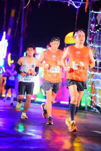 BIB: 0583, 235, 40048
                            <button type="button" onclick="openModal(16662007)" class="btn btn-primary btn-sm float-right btn-popup" data-toggle="modal" data-target=".modal-high-quality">
                        <i class="fas fa-shopping-cart"></i> Add to Cart
                    </button>
                                            <button type="button" onclick="isThisMe(16662007, true)" class="btn btn-success btn-sm float-right btn-popup btn-isme hidden" data-toggle="tooltip" data-placement="bottom" title="นี่คือรูปของคุณใช่ไหม คลิกที่นี่เพื่อเอาเข้าอัลบั้ม">
                        <i class="fas fa-plus"></i> Add to album
                    </button>
                    <button type="button" onclick="isThisMe(16662007, false)" class="btn btn-warning btn-sm float-right btn-popup btn-isnotme hidden">
                        <i class="fas fa-ban"></i> Remove from album
                    </button>