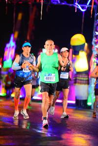 BIB: 4187, 40045, 40188
                            <button type="button" onclick="openModal(16622387)" class="btn btn-primary btn-sm float-right btn-popup" data-toggle="modal" data-target=".modal-high-quality">
                        <i class="fas fa-shopping-cart"></i> Add to Cart
                    </button>
                                            <button type="button" onclick="isThisMe(16622387, true)" class="btn btn-success btn-sm float-right btn-popup btn-isme hidden" data-toggle="tooltip" data-placement="bottom" title="นี่คือรูปของคุณใช่ไหม คลิกที่นี่เพื่อเอาเข้าอัลบั้ม">
                        <i class="fas fa-plus"></i> Add to album
                    </button>
                    <button type="button" onclick="isThisMe(16622387, false)" class="btn btn-warning btn-sm float-right btn-popup btn-isnotme hidden">
                        <i class="fas fa-ban"></i> Remove from album
                    </button>