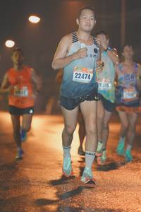 BIB: 22474
                            <button type="button" onclick="openModal(16314865)" class="btn btn-primary btn-sm float-right btn-popup" data-toggle="modal" data-target=".modal-high-quality">
                        <i class="fas fa-shopping-cart"></i> Add to Cart
                    </button>
                                            <button type="button" onclick="isThisMe(16314865, true)" class="btn btn-success btn-sm float-right btn-popup btn-isme hidden" data-toggle="tooltip" data-placement="bottom" title="นี่คือรูปของคุณใช่ไหม คลิกที่นี่เพื่อเอาเข้าอัลบั้ม">
                        <i class="fas fa-plus"></i> Add to album
                    </button>
                    <button type="button" onclick="isThisMe(16314865, false)" class="btn btn-warning btn-sm float-right btn-popup btn-isnotme hidden">
                        <i class="fas fa-ban"></i> Remove from album
                    </button>