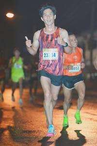 BIB: 237, 0053
                            <button type="button" onclick="openModal(16312839)" class="btn btn-primary btn-sm float-right btn-popup" data-toggle="modal" data-target=".modal-high-quality">
                        <i class="fas fa-shopping-cart"></i> Add to Cart
                    </button>
                                            <button type="button" onclick="isThisMe(16312839, true)" class="btn btn-success btn-sm float-right btn-popup btn-isme hidden" data-toggle="tooltip" data-placement="bottom" title="นี่คือรูปของคุณใช่ไหม คลิกที่นี่เพื่อเอาเข้าอัลบั้ม">
                        <i class="fas fa-plus"></i> Add to album
                    </button>
                    <button type="button" onclick="isThisMe(16312839, false)" class="btn btn-warning btn-sm float-right btn-popup btn-isnotme hidden">
                        <i class="fas fa-ban"></i> Remove from album
                    </button>