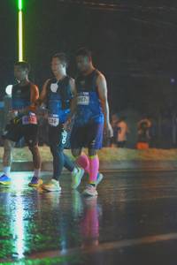 BIB: 907, 096
                            <button type="button" onclick="openModal(16275202)" class="btn btn-primary btn-sm float-right btn-popup" data-toggle="modal" data-target=".modal-high-quality">
                        <i class="fas fa-shopping-cart"></i> Add to Cart
                    </button>
                                            <button type="button" onclick="isThisMe(16275202, true)" class="btn btn-success btn-sm float-right btn-popup btn-isme hidden" data-toggle="tooltip" data-placement="bottom" title="นี่คือรูปของคุณใช่ไหม คลิกที่นี่เพื่อเอาเข้าอัลบั้ม">
                        <i class="fas fa-plus"></i> Add to album
                    </button>
                    <button type="button" onclick="isThisMe(16275202, false)" class="btn btn-warning btn-sm float-right btn-popup btn-isnotme hidden">
                        <i class="fas fa-ban"></i> Remove from album
                    </button>