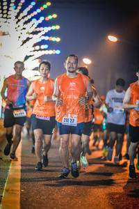 BIB: 3204, 215
                            <button type="button" onclick="openModal(18177422)" class="btn btn-primary btn-sm float-right btn-popup" data-toggle="modal" data-target=".modal-high-quality">
                        <i class="fas fa-shopping-cart"></i> Add to Cart
                    </button>
                                            <button type="button" onclick="isThisMe(18177422, true)" class="btn btn-success btn-sm float-right btn-popup btn-isme hidden" data-toggle="tooltip" data-placement="bottom" title="นี่คือรูปของคุณใช่ไหม คลิกที่นี่เพื่อเอาเข้าอัลบั้ม">
                        <i class="fas fa-plus"></i> Add to album
                    </button>
                    <button type="button" onclick="isThisMe(18177422, false)" class="btn btn-warning btn-sm float-right btn-popup btn-isnotme hidden">
                        <i class="fas fa-ban"></i> Remove from album
                    </button>