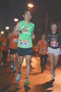 BIB: 20226
                            <button type="button" onclick="openModal(16358340)" class="btn btn-primary btn-sm float-right btn-popup" data-toggle="modal" data-target=".modal-high-quality">
                        <i class="fas fa-shopping-cart"></i> Add to Cart
                    </button>
                                            <button type="button" onclick="isThisMe(16358340, true)" class="btn btn-success btn-sm float-right btn-popup btn-isme hidden" data-toggle="tooltip" data-placement="bottom" title="นี่คือรูปของคุณใช่ไหม คลิกที่นี่เพื่อเอาเข้าอัลบั้ม">
                        <i class="fas fa-plus"></i> Add to album
                    </button>
                    <button type="button" onclick="isThisMe(16358340, false)" class="btn btn-warning btn-sm float-right btn-popup btn-isnotme hidden">
                        <i class="fas fa-ban"></i> Remove from album
                    </button>