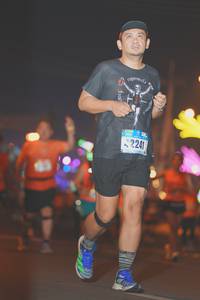 BIB: 2241
                            <button type="button" onclick="openModal(16399594)" class="btn btn-primary btn-sm float-right btn-popup" data-toggle="modal" data-target=".modal-high-quality">
                        <i class="fas fa-shopping-cart"></i> Add to Cart
                    </button>
                                            <button type="button" onclick="isThisMe(16399594, true)" class="btn btn-success btn-sm float-right btn-popup btn-isme hidden" data-toggle="tooltip" data-placement="bottom" title="นี่คือรูปของคุณใช่ไหม คลิกที่นี่เพื่อเอาเข้าอัลบั้ม">
                        <i class="fas fa-plus"></i> Add to album
                    </button>
                    <button type="button" onclick="isThisMe(16399594, false)" class="btn btn-warning btn-sm float-right btn-popup btn-isnotme hidden">
                        <i class="fas fa-ban"></i> Remove from album
                    </button>