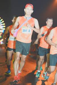 BIB: 204, 22826
                            <button type="button" onclick="openModal(16335691)" class="btn btn-primary btn-sm float-right btn-popup" data-toggle="modal" data-target=".modal-high-quality">
                        <i class="fas fa-shopping-cart"></i> Add to Cart
                    </button>
                                            <button type="button" onclick="isThisMe(16335691, true)" class="btn btn-success btn-sm float-right btn-popup btn-isme hidden" data-toggle="tooltip" data-placement="bottom" title="นี่คือรูปของคุณใช่ไหม คลิกที่นี่เพื่อเอาเข้าอัลบั้ม">
                        <i class="fas fa-plus"></i> Add to album
                    </button>
                    <button type="button" onclick="isThisMe(16335691, false)" class="btn btn-warning btn-sm float-right btn-popup btn-isnotme hidden">
                        <i class="fas fa-ban"></i> Remove from album
                    </button>