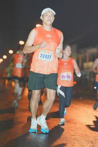 BIB: 23927
                            <button type="button" onclick="openModal(16350196)" class="btn btn-primary btn-sm float-right btn-popup" data-toggle="modal" data-target=".modal-high-quality">
                        <i class="fas fa-shopping-cart"></i> Add to Cart
                    </button>
                                            <button type="button" onclick="isThisMe(16350196, true)" class="btn btn-success btn-sm float-right btn-popup btn-isme hidden" data-toggle="tooltip" data-placement="bottom" title="นี่คือรูปของคุณใช่ไหม คลิกที่นี่เพื่อเอาเข้าอัลบั้ม">
                        <i class="fas fa-plus"></i> Add to album
                    </button>
                    <button type="button" onclick="isThisMe(16350196, false)" class="btn btn-warning btn-sm float-right btn-popup btn-isnotme hidden">
                        <i class="fas fa-ban"></i> Remove from album
                    </button>