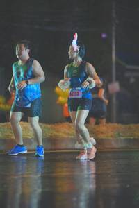 BIB: 44203
                            <button type="button" onclick="openModal(16282598)" class="btn btn-primary btn-sm float-right btn-popup" data-toggle="modal" data-target=".modal-high-quality">
                        <i class="fas fa-shopping-cart"></i> Add to Cart
                    </button>
                                            <button type="button" onclick="isThisMe(16282598, true)" class="btn btn-success btn-sm float-right btn-popup btn-isme hidden" data-toggle="tooltip" data-placement="bottom" title="นี่คือรูปของคุณใช่ไหม คลิกที่นี่เพื่อเอาเข้าอัลบั้ม">
                        <i class="fas fa-plus"></i> Add to album
                    </button>
                    <button type="button" onclick="isThisMe(16282598, false)" class="btn btn-warning btn-sm float-right btn-popup btn-isnotme hidden">
                        <i class="fas fa-ban"></i> Remove from album
                    </button>